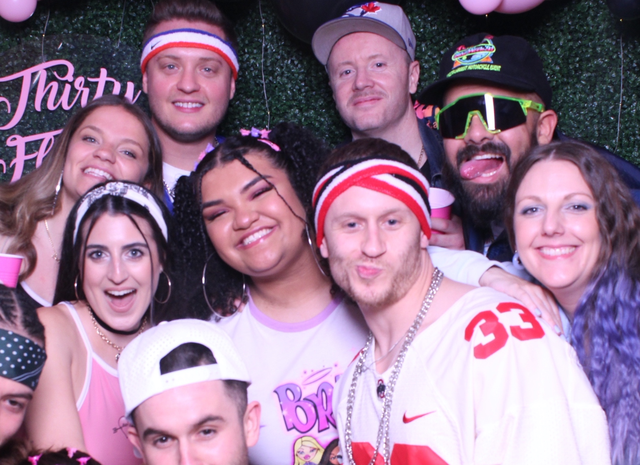 Danielle's 30th Birthday  | View more photos from the event at gallery.myselfiemirror.ca/u/romanmyselfiemirrorca/Danielles-30th-Birthday