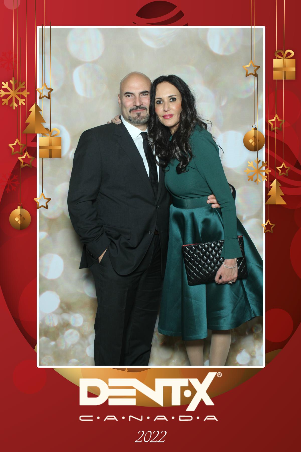 Dent-X Canada Christmas Party | View more photos from the event at gallery.myselfiemirror.ca/u/romanmyselfiemirrorca/Dent-X-Canada-Christmas-Party