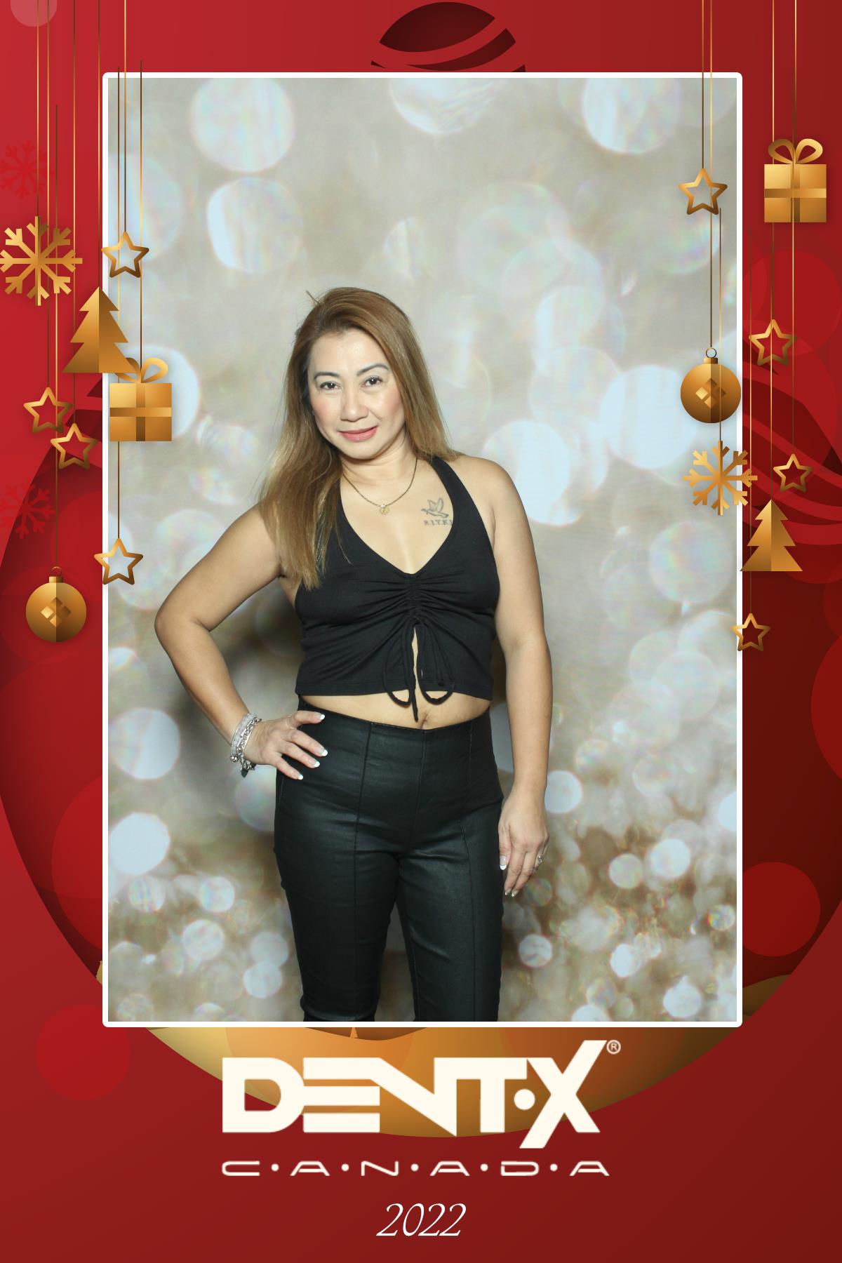 Dent-X Canada Christmas Party | View more photos from the event at gallery.myselfiemirror.ca/u/romanmyselfiemirrorca/Dent-X-Canada-Christmas-Party