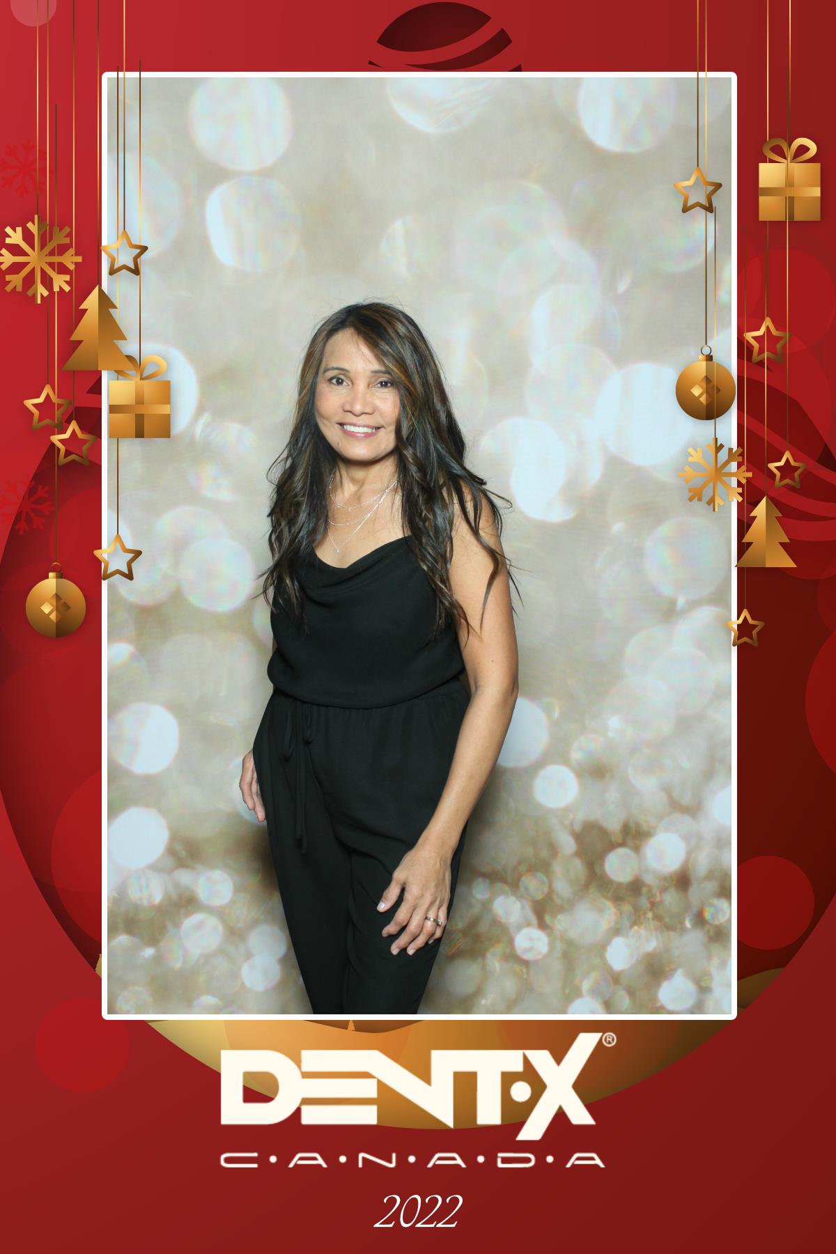 Dent-X Canada Christmas Party | View more photos from the event at gallery.myselfiemirror.ca/u/romanmyselfiemirrorca/Dent-X-Canada-Christmas-Party