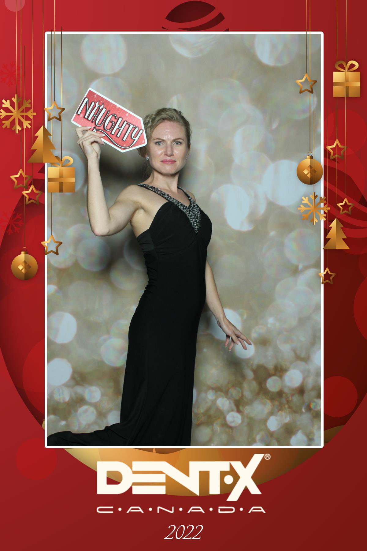 Dent-X Canada Christmas Party | View more photos from the event at gallery.myselfiemirror.ca/u/romanmyselfiemirrorca/Dent-X-Canada-Christmas-Party