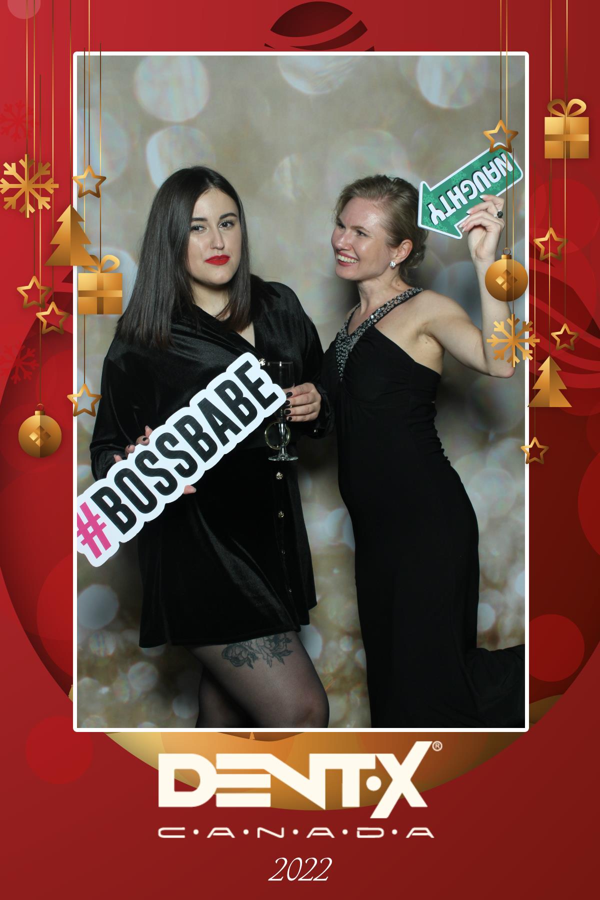 Dent-X Canada Christmas Party | View more photos from the event at gallery.myselfiemirror.ca/u/romanmyselfiemirrorca/Dent-X-Canada-Christmas-Party