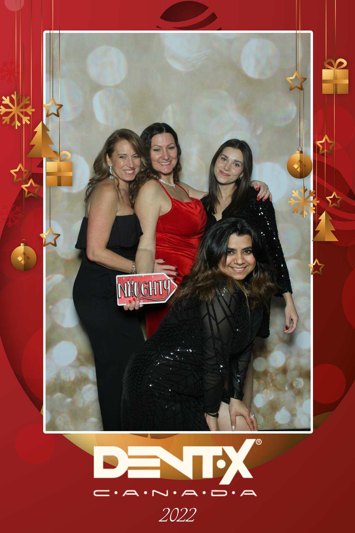 Dent-X Canada Christmas Party | View more photos from the event at gallery.myselfiemirror.ca/u/romanmyselfiemirrorca/Dent-X-Canada-Christmas-Party
