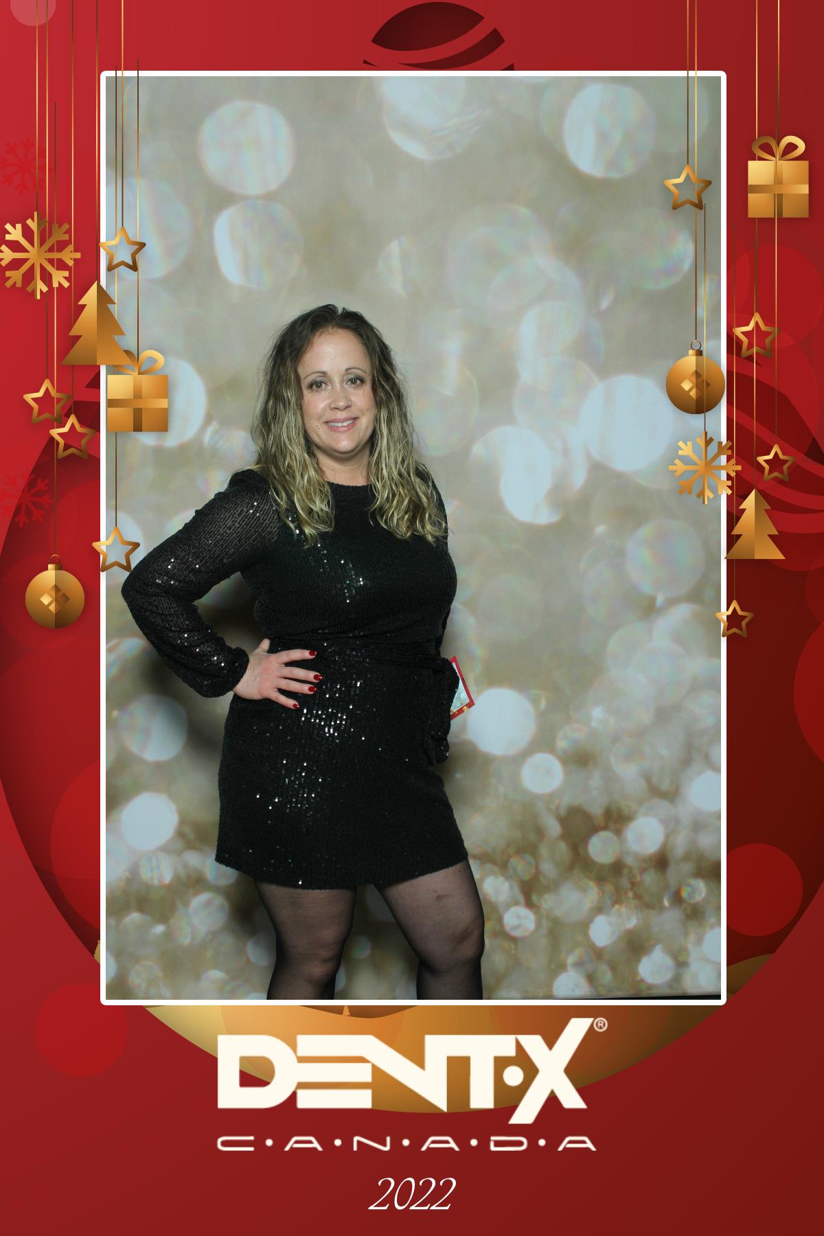 Dent-X Canada Christmas Party | View more photos from the event at gallery.myselfiemirror.ca/u/romanmyselfiemirrorca/Dent-X-Canada-Christmas-Party