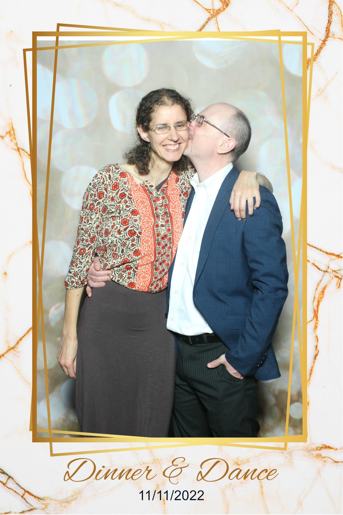 Dinner & Dance  | View more photos from the event at gallery.myselfiemirror.ca/u/romanmyselfiemirrorca/Dinner-Dance