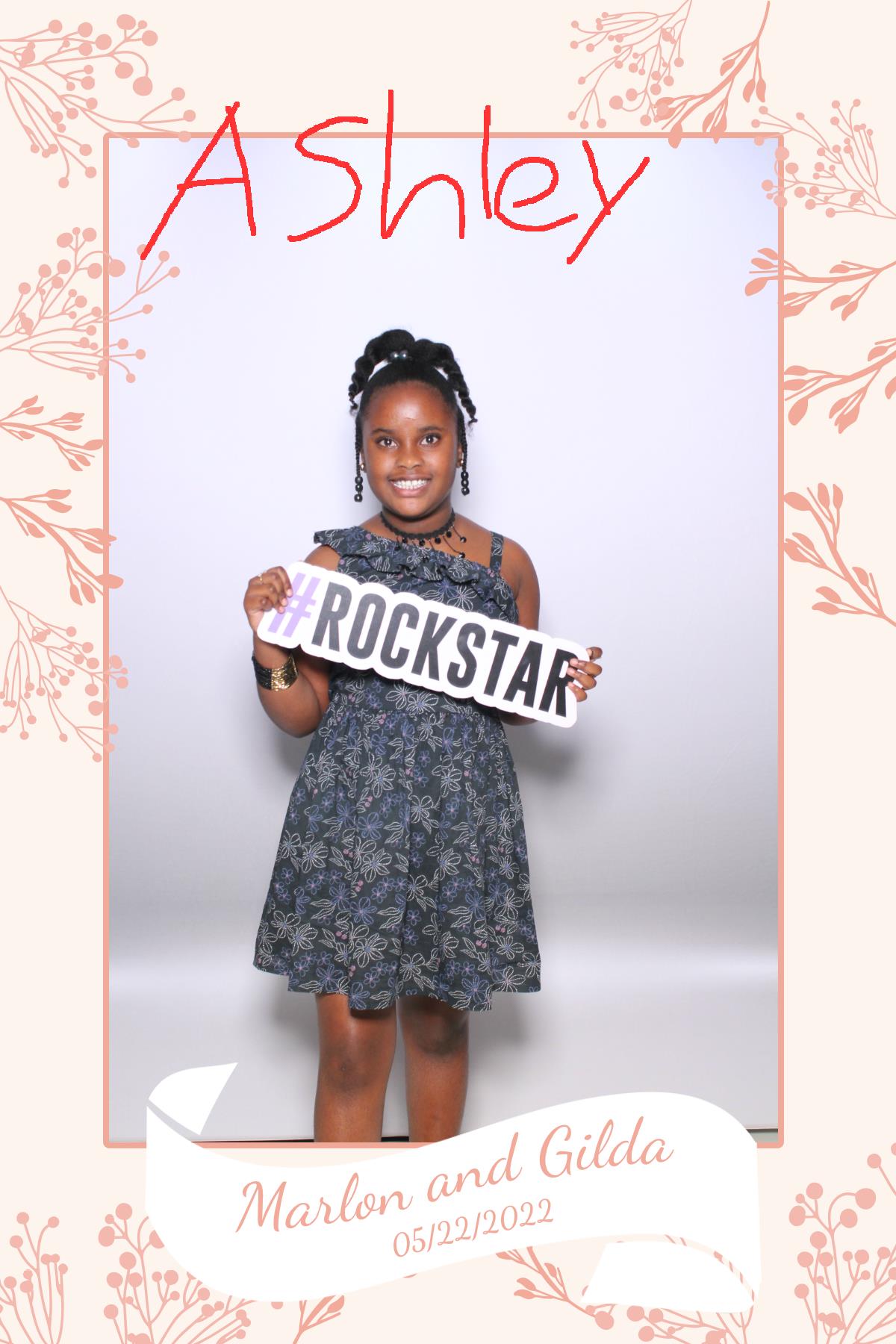 Gilda & Marlon | View more photos from the event at gallery.myselfiemirror.ca/u/romanmyselfiemirrorca/Gilda-Marlon