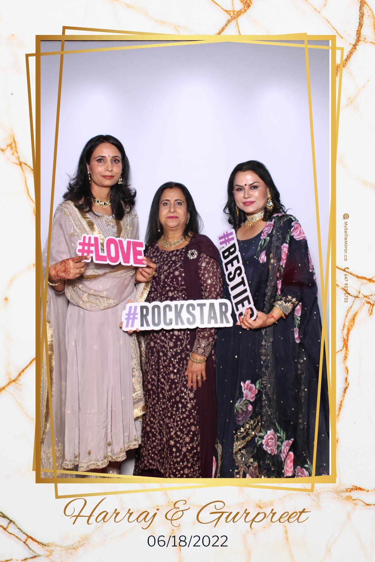 Harraj & Gurpreet | View more photos from the event at gallery.myselfiemirror.ca/u/romanmyselfiemirrorca/Harraj-Gurpreet