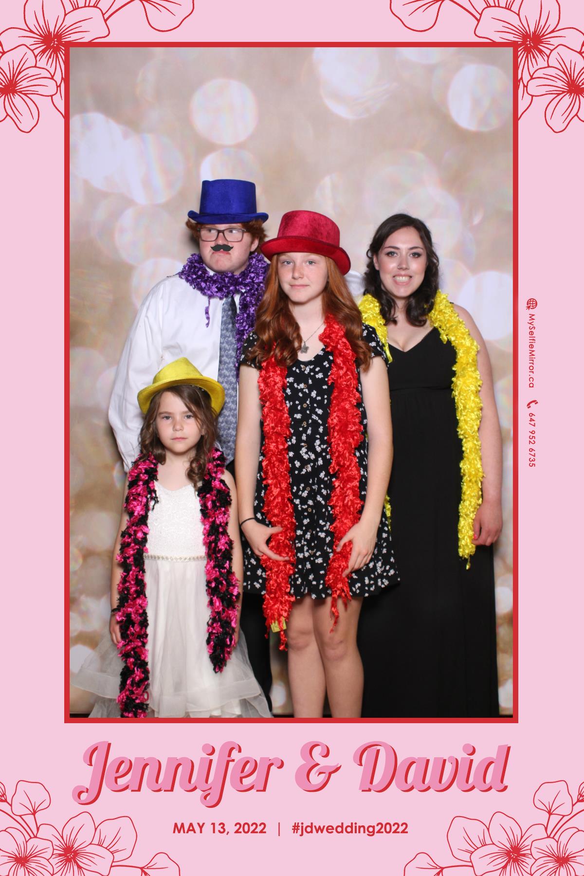 Jenn & David | View more photos from the event at gallery.myselfiemirror.ca/u/romanmyselfiemirrorca/Jenn-David