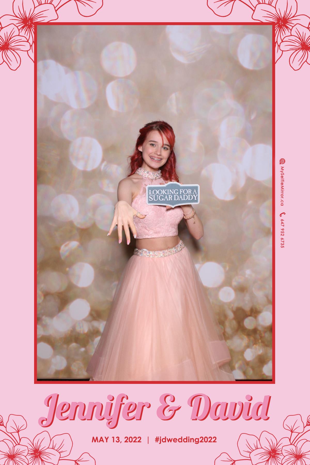 Jenn & David | View more photos from the event at gallery.myselfiemirror.ca/u/romanmyselfiemirrorca/Jenn-David