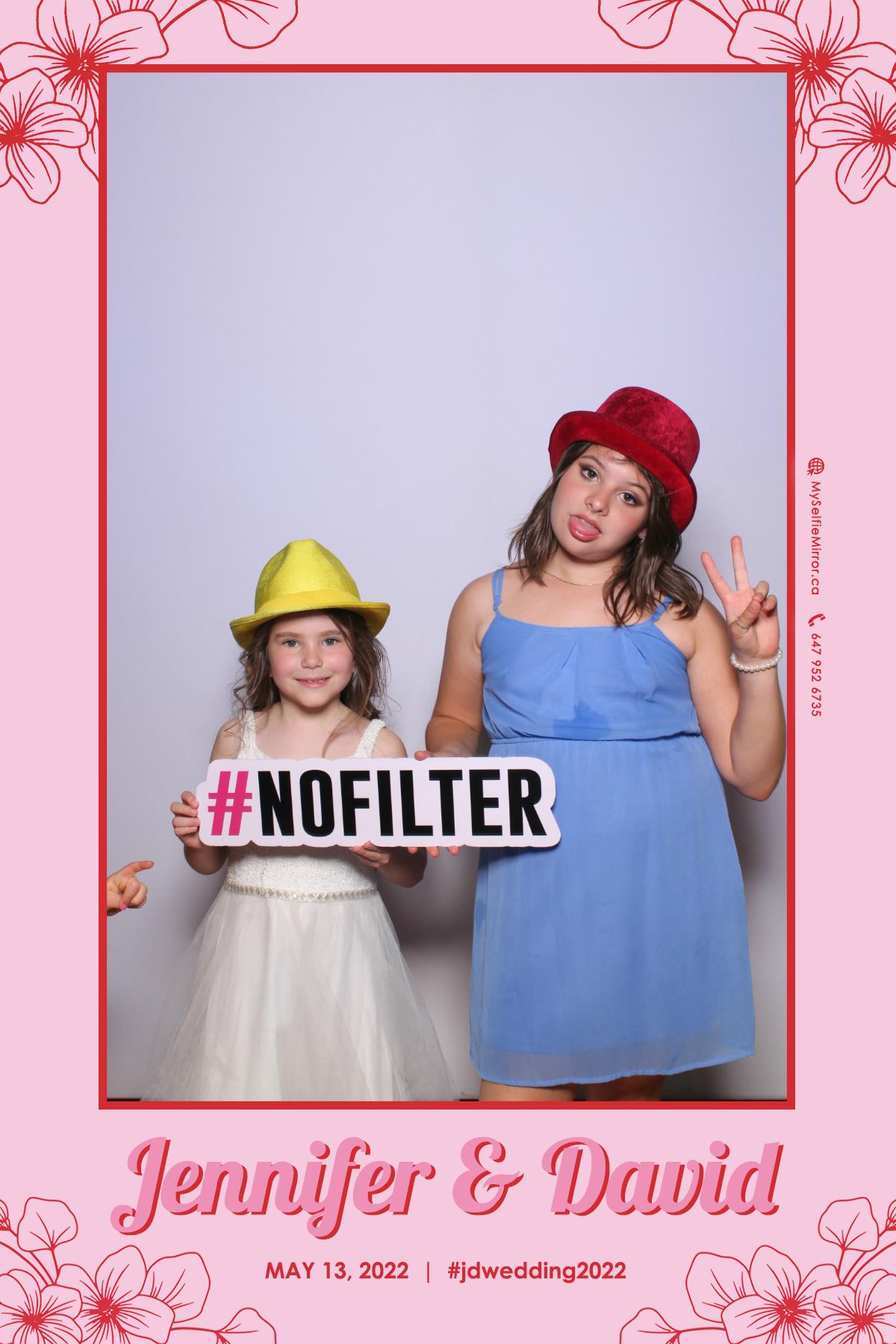 Jenn & David | View more photos from the event at gallery.myselfiemirror.ca/u/romanmyselfiemirrorca/Jenn-David