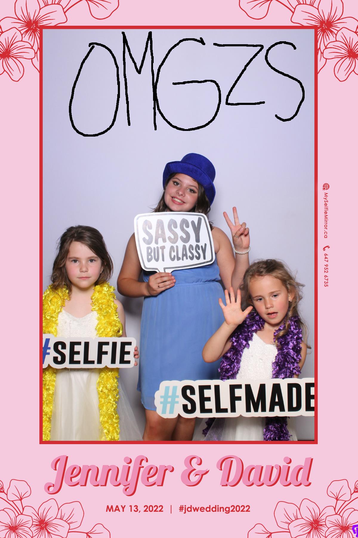 Jenn & David | View more photos from the event at gallery.myselfiemirror.ca/u/romanmyselfiemirrorca/Jenn-David