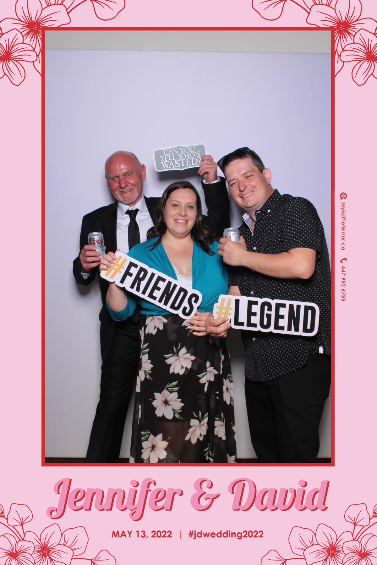 Jenn & David | View more photos from the event at gallery.myselfiemirror.ca/u/romanmyselfiemirrorca/Jenn-David