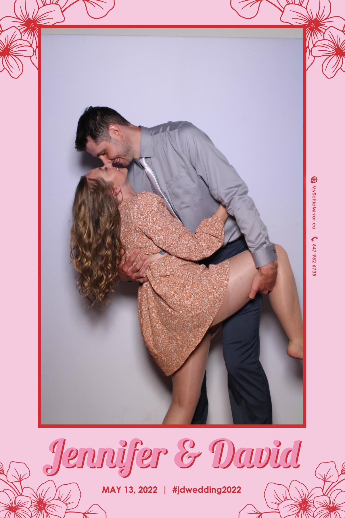 Jenn & David | View more photos from the event at gallery.myselfiemirror.ca/u/romanmyselfiemirrorca/Jenn-David