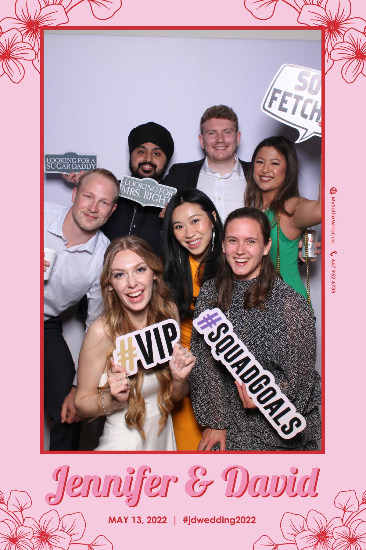 Jenn & David | View more photos from the event at gallery.myselfiemirror.ca/u/romanmyselfiemirrorca/Jenn-David