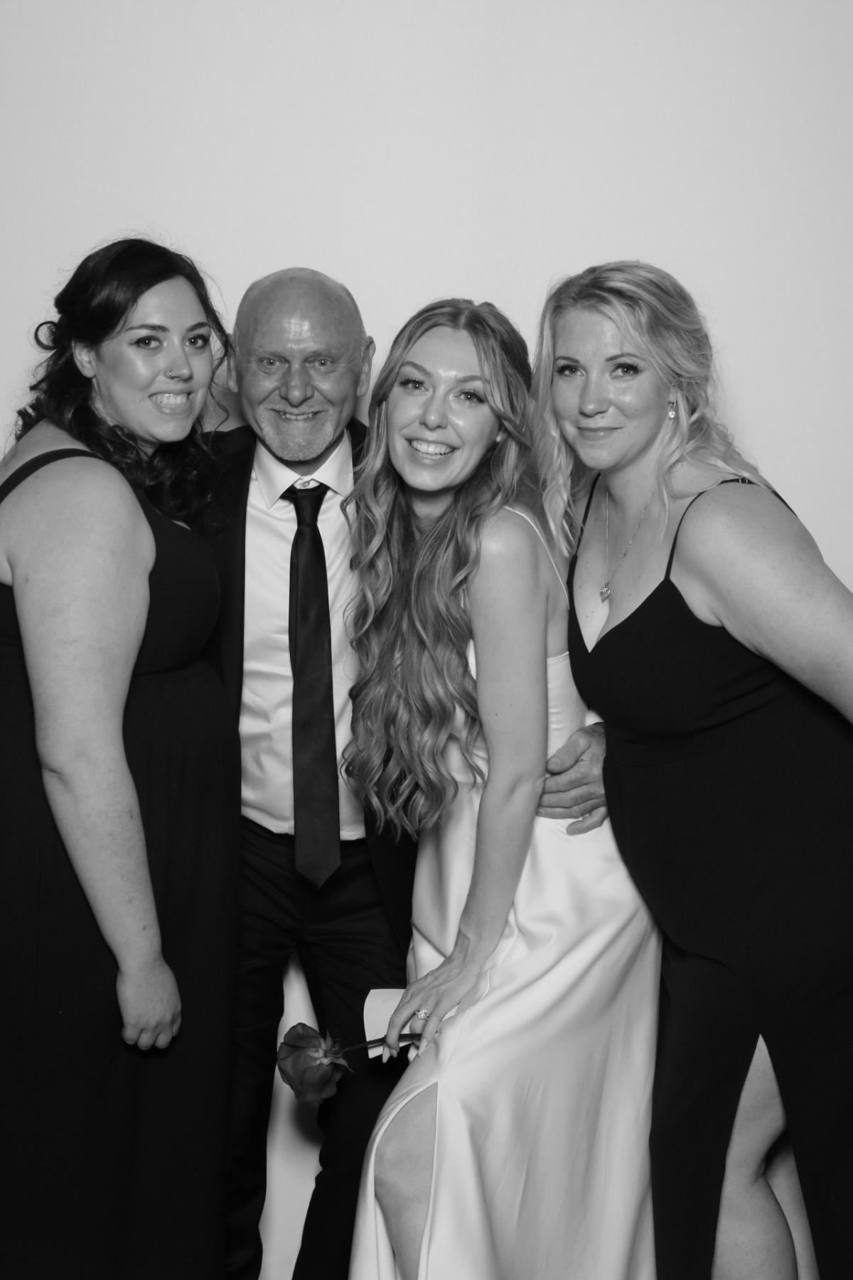 Jenn & David | View more photos from the event at gallery.myselfiemirror.ca/u/romanmyselfiemirrorca/Jenn-David