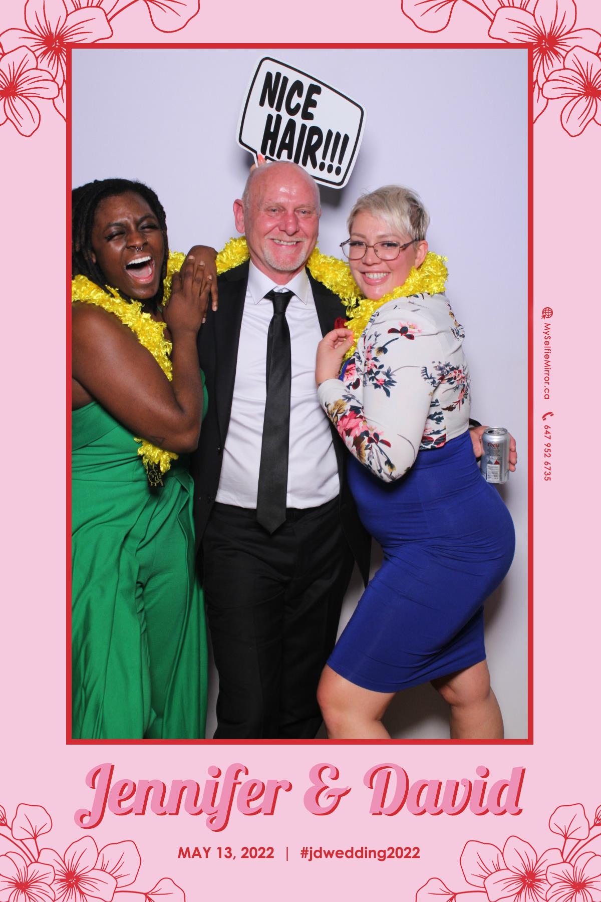 Jenn & David | View more photos from the event at gallery.myselfiemirror.ca/u/romanmyselfiemirrorca/Jenn-David