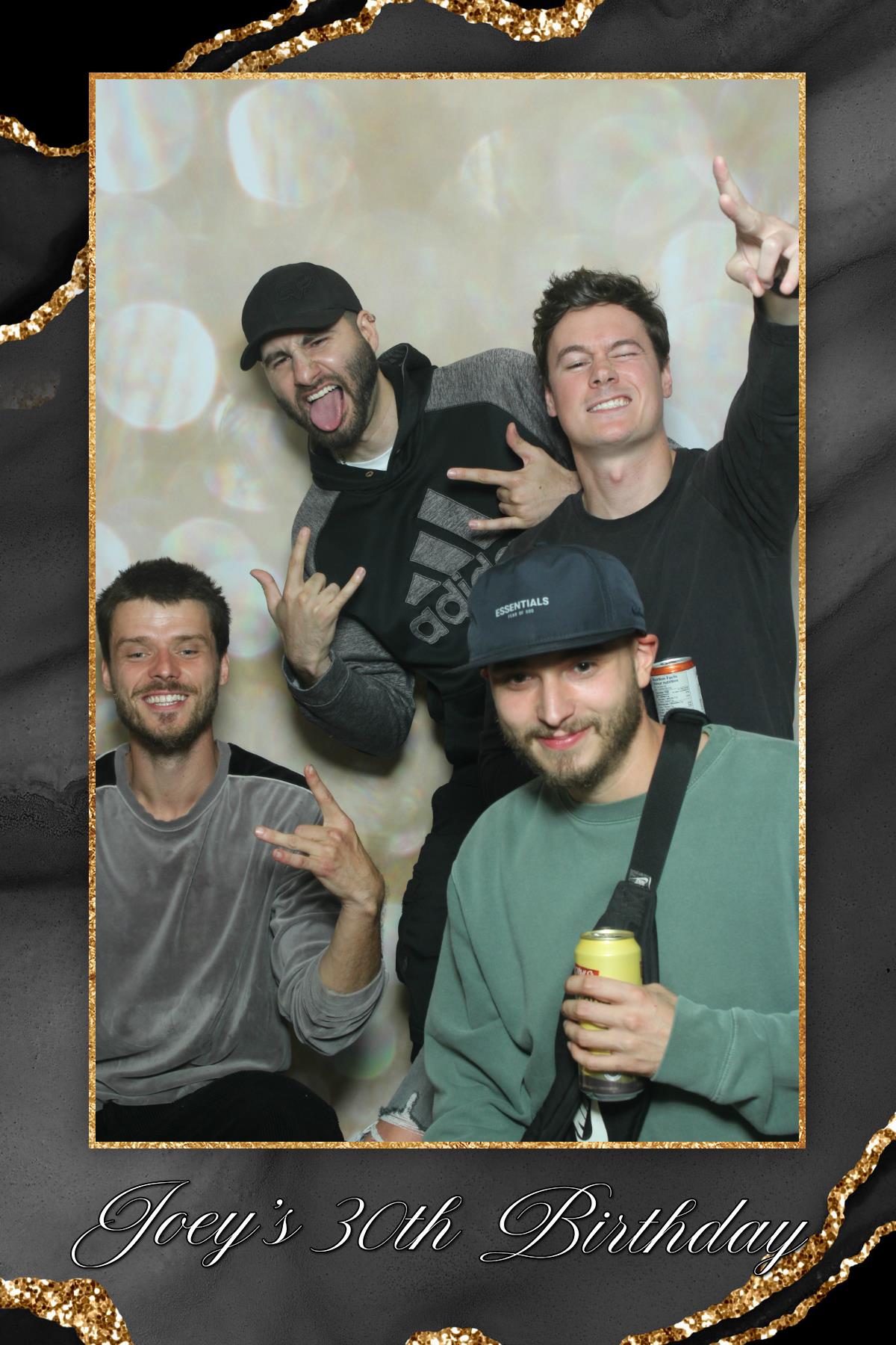 Joey's 30th Birthday | View more photos from the event at gallery.myselfiemirror.ca/u/romanmyselfiemirrorca/Joeys-30th-Birthday