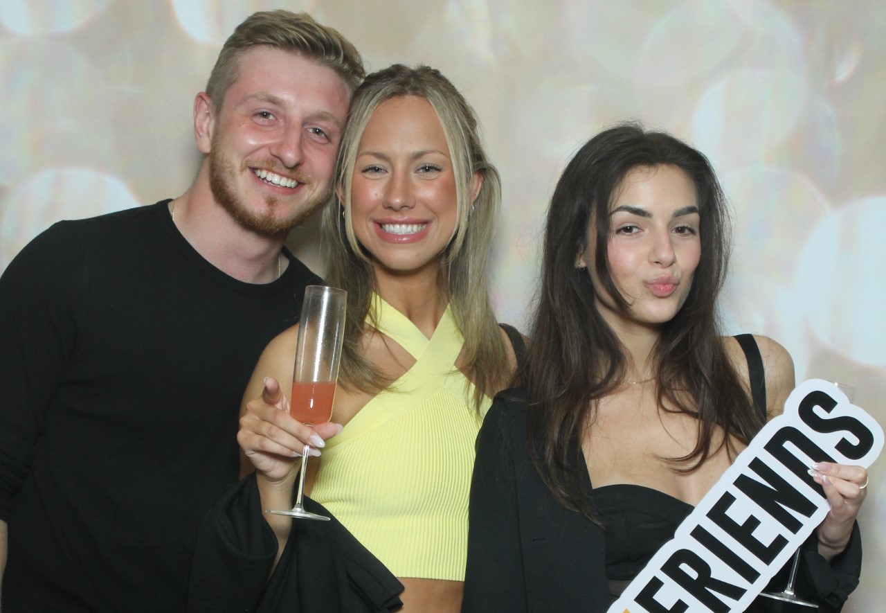 Joey's 30th Birthday | View more photos from the event at gallery.myselfiemirror.ca/u/romanmyselfiemirrorca/Joeys-30th-Birthday