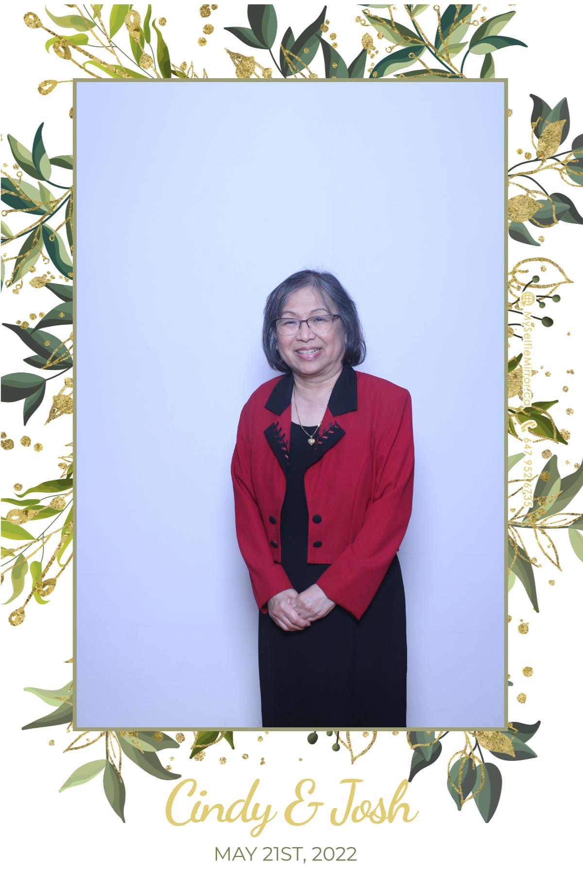 Josh & Cindy | View more photos from the event at gallery.myselfiemirror.ca/u/romanmyselfiemirrorca/Josh-Cindy