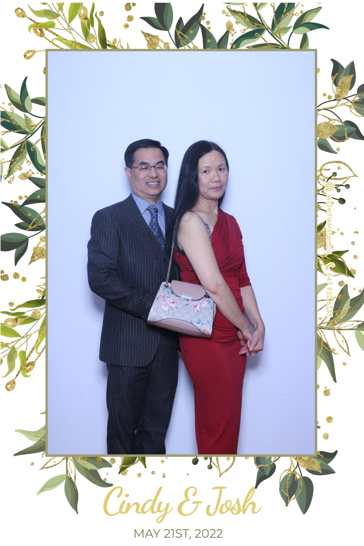 Josh & Cindy | View more photos from the event at gallery.myselfiemirror.ca/u/romanmyselfiemirrorca/Josh-Cindy