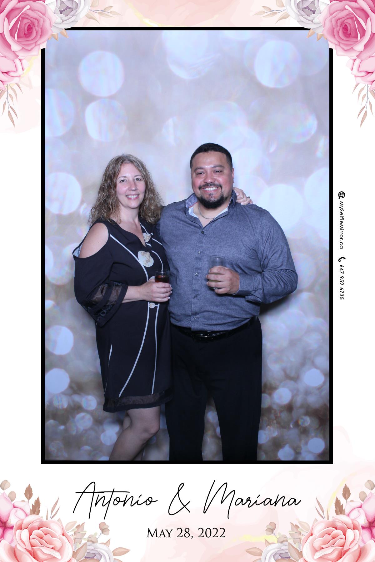 Mariana & Tony | View more photos from the event at gallery.myselfiemirror.ca/u/romanmyselfiemirrorca/Mariana-Tony