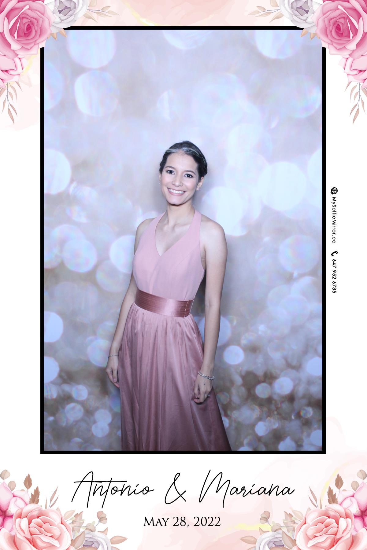 Mariana & Tony | View more photos from the event at gallery.myselfiemirror.ca/u/romanmyselfiemirrorca/Mariana-Tony