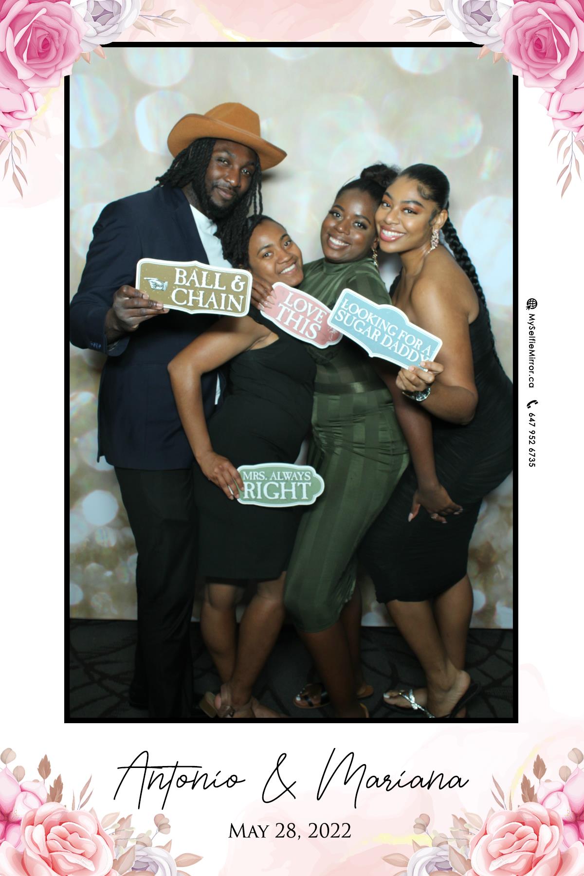 Mariana & Tony | View more photos from the event at gallery.myselfiemirror.ca/u/romanmyselfiemirrorca/Mariana-Tony