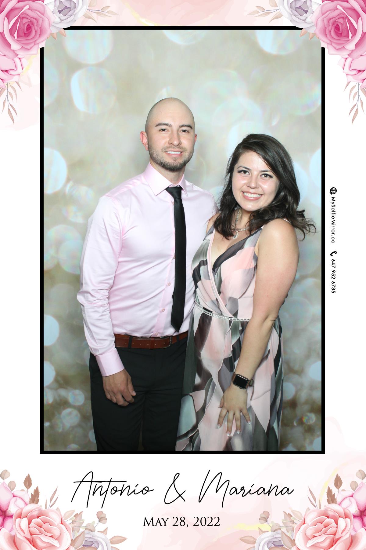 Mariana & Tony | View more photos from the event at gallery.myselfiemirror.ca/u/romanmyselfiemirrorca/Mariana-Tony