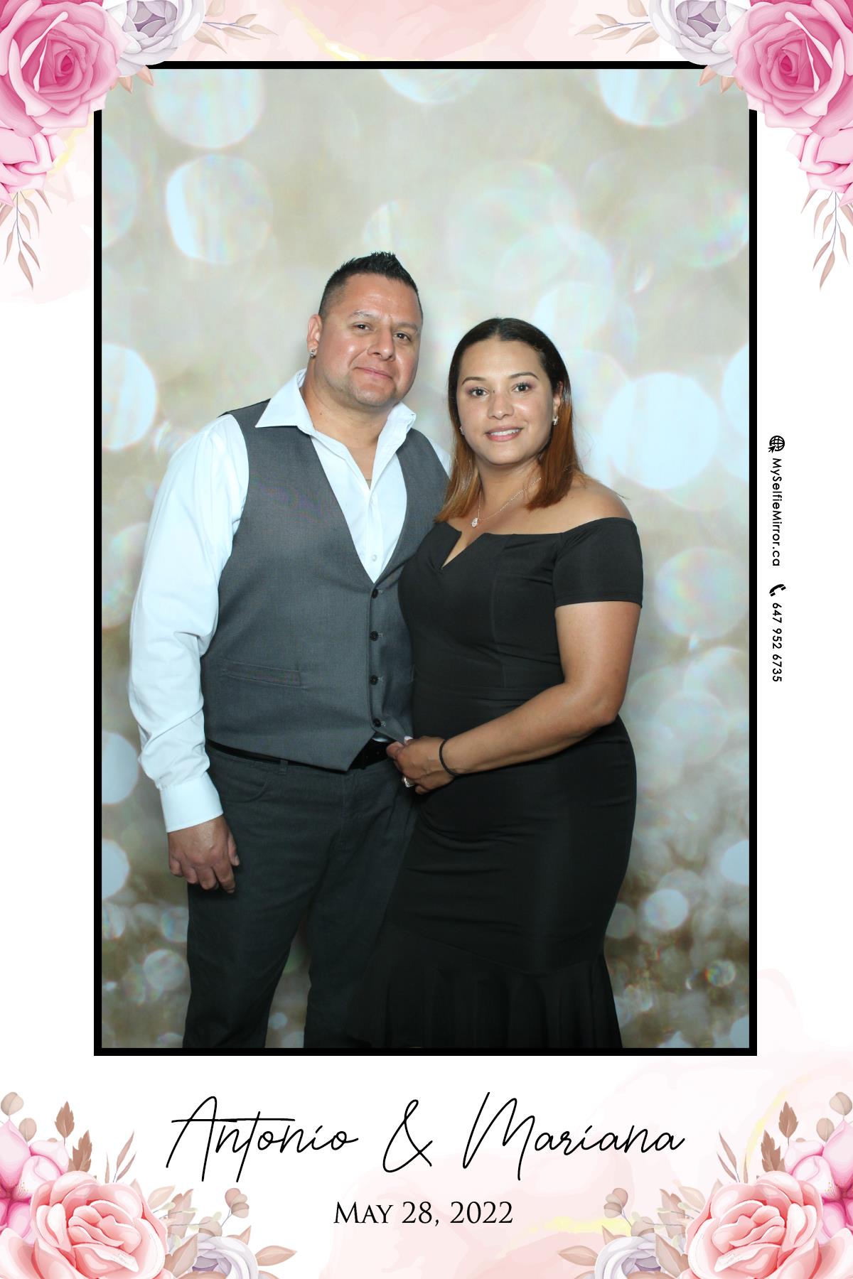 Mariana & Tony | View more photos from the event at gallery.myselfiemirror.ca/u/romanmyselfiemirrorca/Mariana-Tony