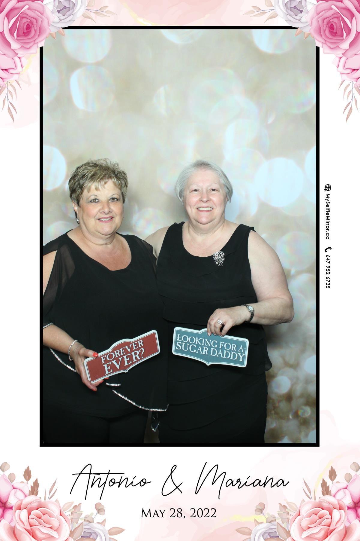 Mariana & Tony | View more photos from the event at gallery.myselfiemirror.ca/u/romanmyselfiemirrorca/Mariana-Tony