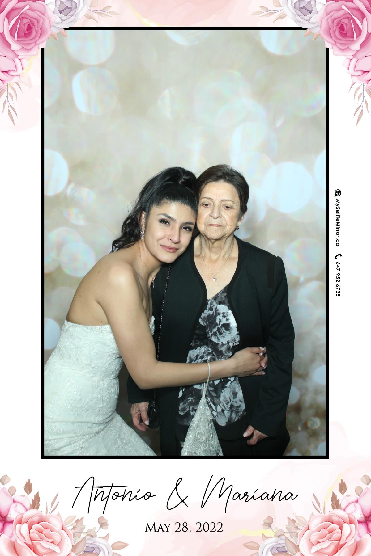 Mariana & Tony | View more photos from the event at gallery.myselfiemirror.ca/u/romanmyselfiemirrorca/Mariana-Tony