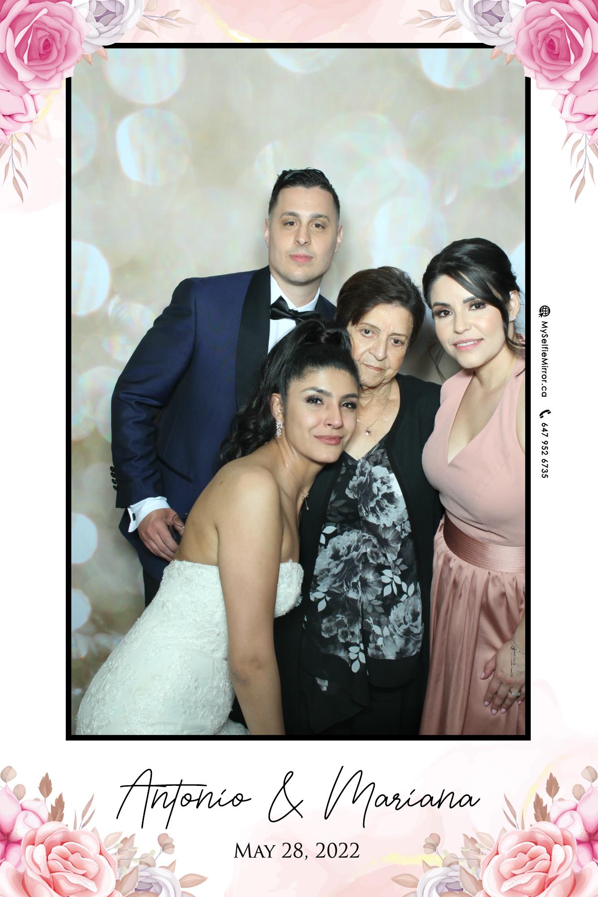 Mariana & Tony | View more photos from the event at gallery.myselfiemirror.ca/u/romanmyselfiemirrorca/Mariana-Tony