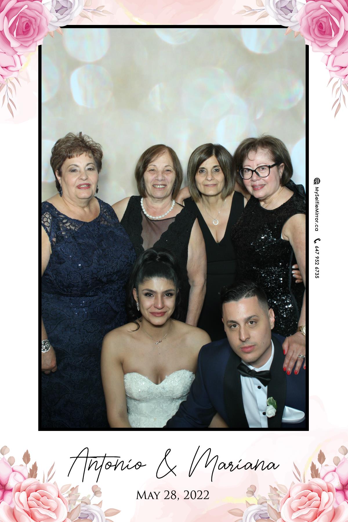 Mariana & Tony | View more photos from the event at gallery.myselfiemirror.ca/u/romanmyselfiemirrorca/Mariana-Tony