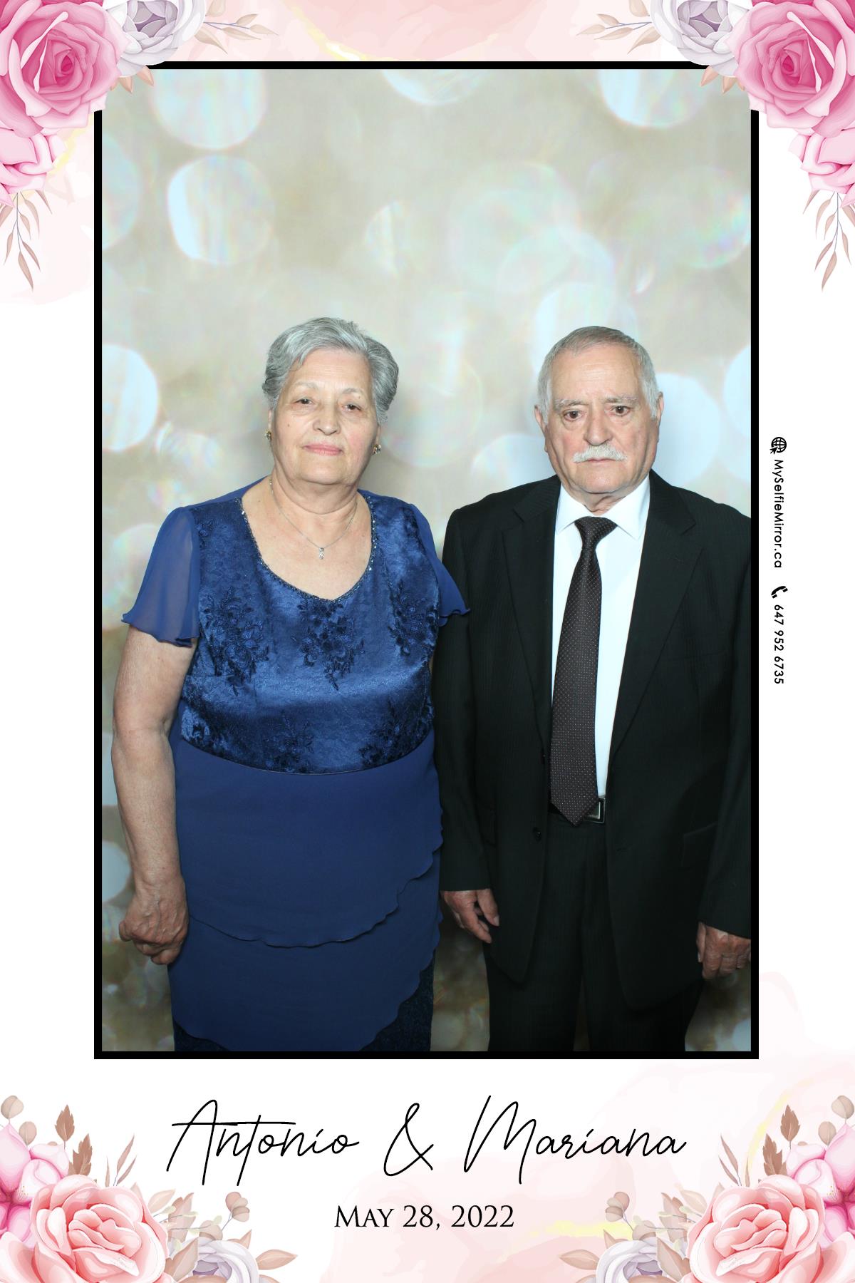 Mariana & Tony | View more photos from the event at gallery.myselfiemirror.ca/u/romanmyselfiemirrorca/Mariana-Tony