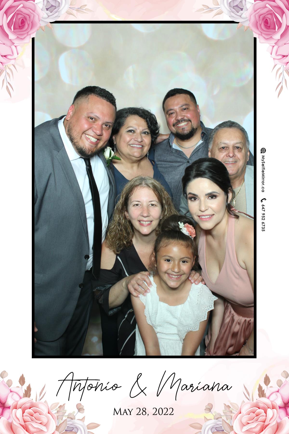 Mariana & Tony | View more photos from the event at gallery.myselfiemirror.ca/u/romanmyselfiemirrorca/Mariana-Tony