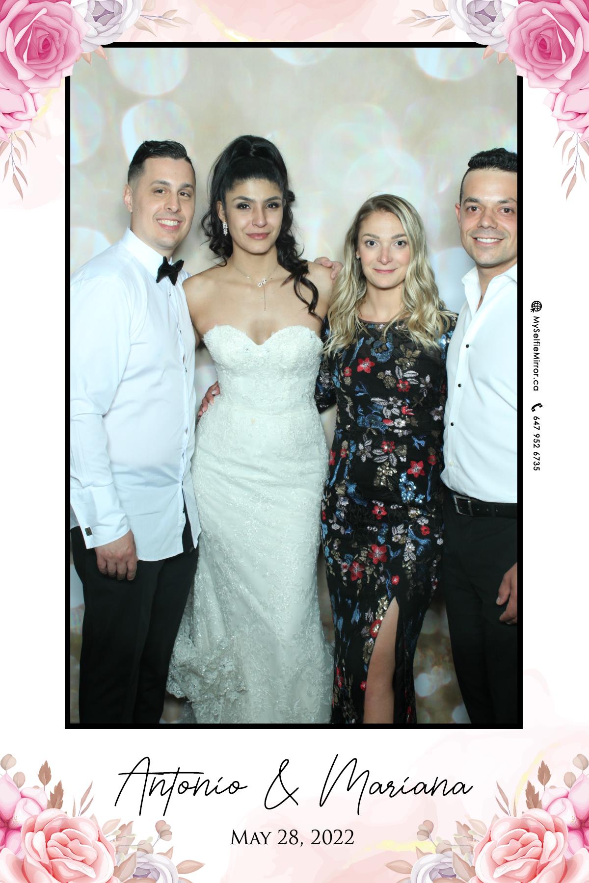 Mariana & Tony | View more photos from the event at gallery.myselfiemirror.ca/u/romanmyselfiemirrorca/Mariana-Tony