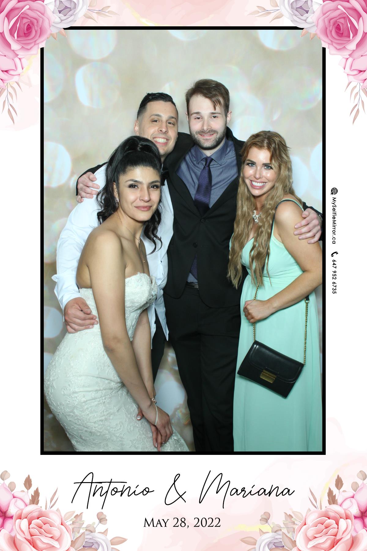 Mariana & Tony | View more photos from the event at gallery.myselfiemirror.ca/u/romanmyselfiemirrorca/Mariana-Tony