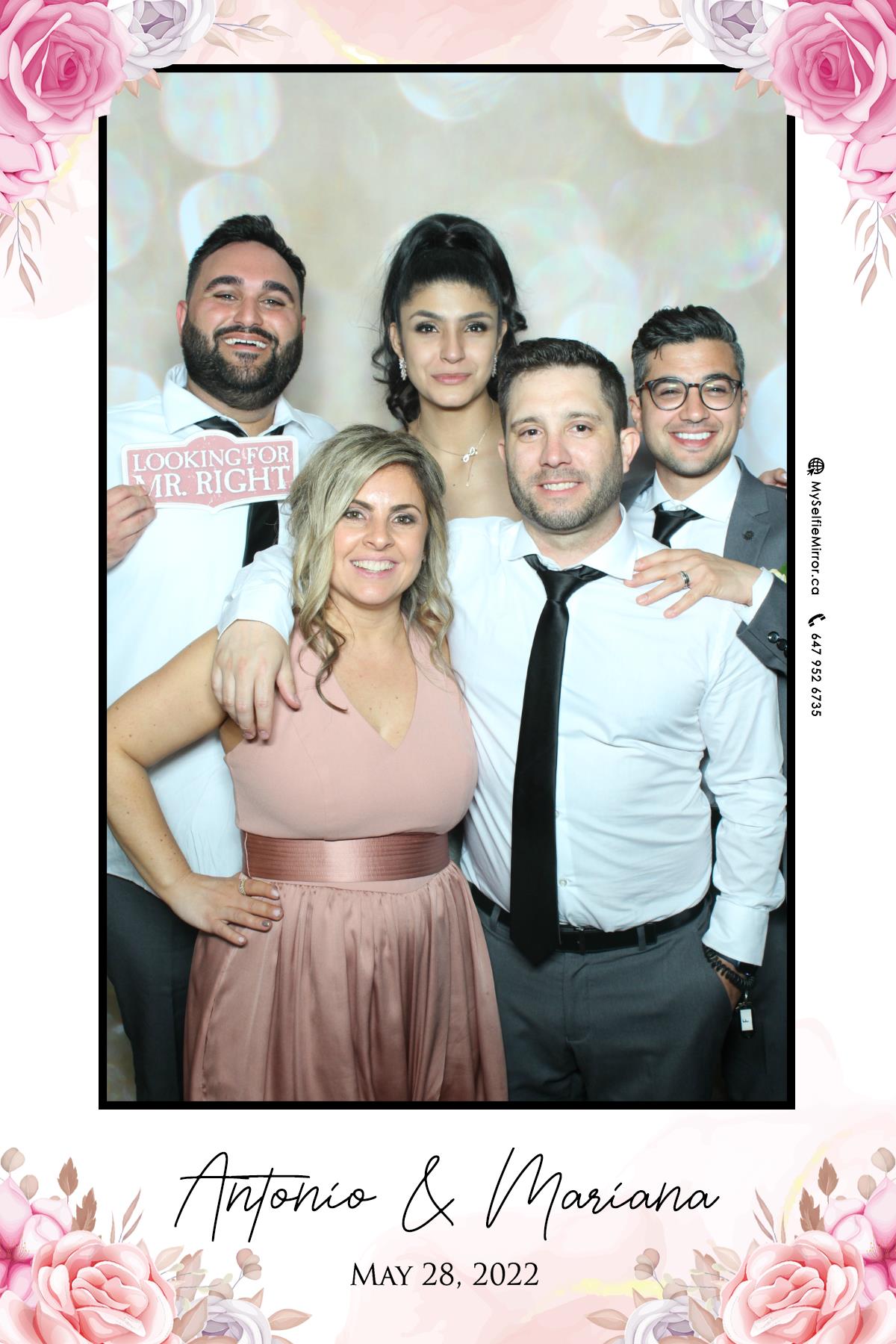 Mariana & Tony | View more photos from the event at gallery.myselfiemirror.ca/u/romanmyselfiemirrorca/Mariana-Tony