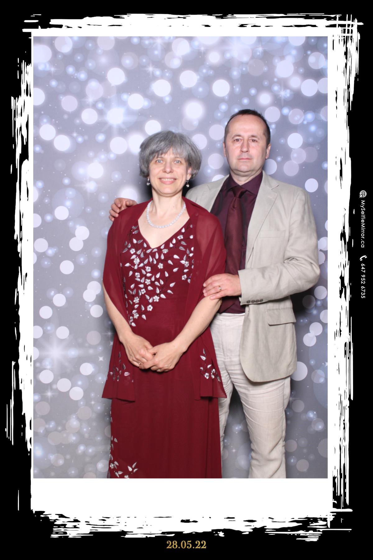 Masha & Kyle | View more photos from the event at gallery.myselfiemirror.ca/u/romanmyselfiemirrorca/Masha-Kyle