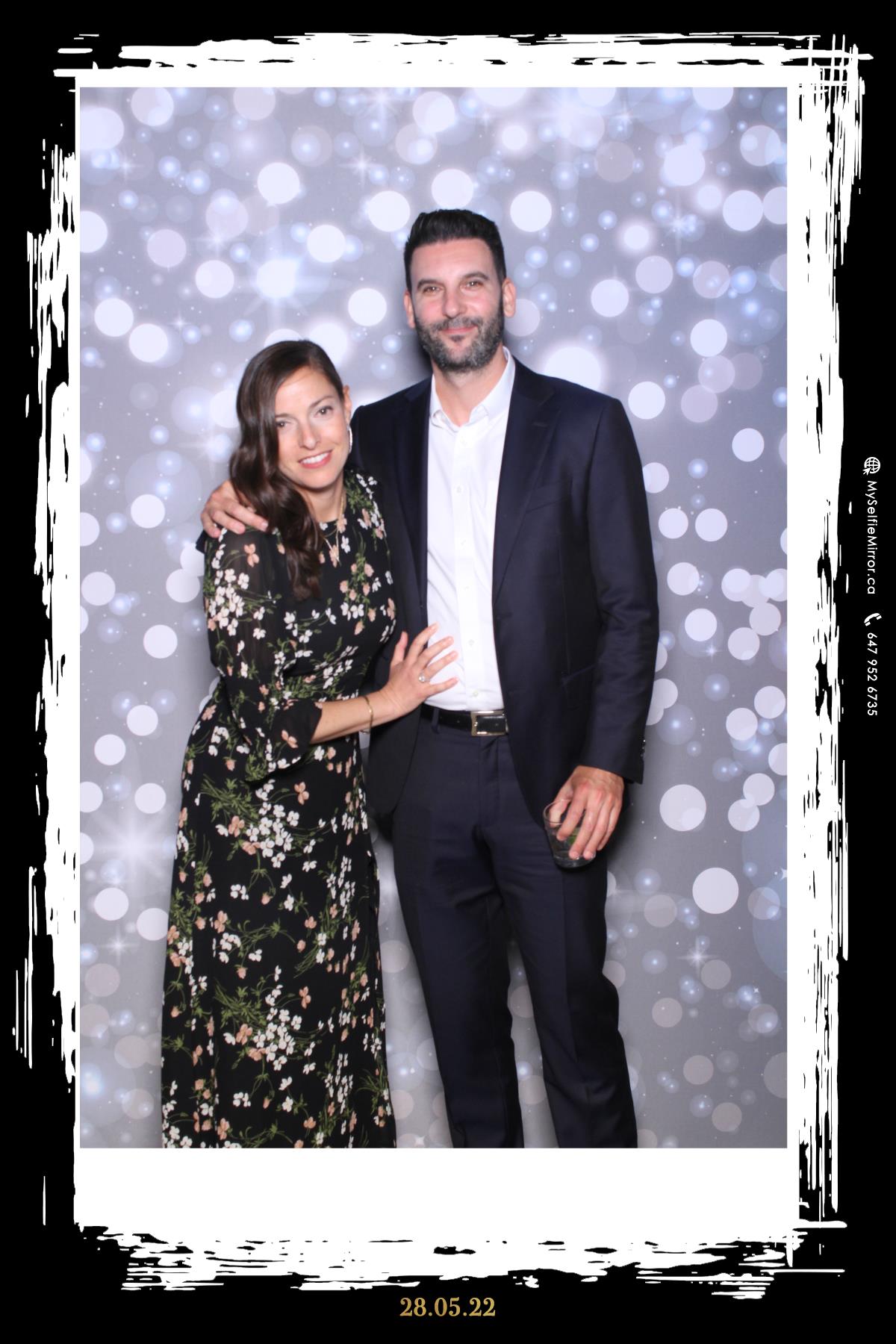 Masha & Kyle | View more photos from the event at gallery.myselfiemirror.ca/u/romanmyselfiemirrorca/Masha-Kyle