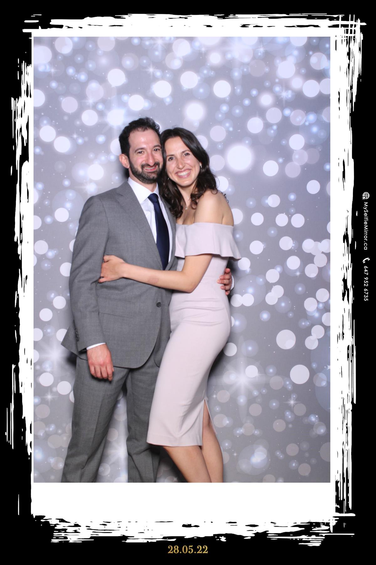 Masha & Kyle | View more photos from the event at gallery.myselfiemirror.ca/u/romanmyselfiemirrorca/Masha-Kyle