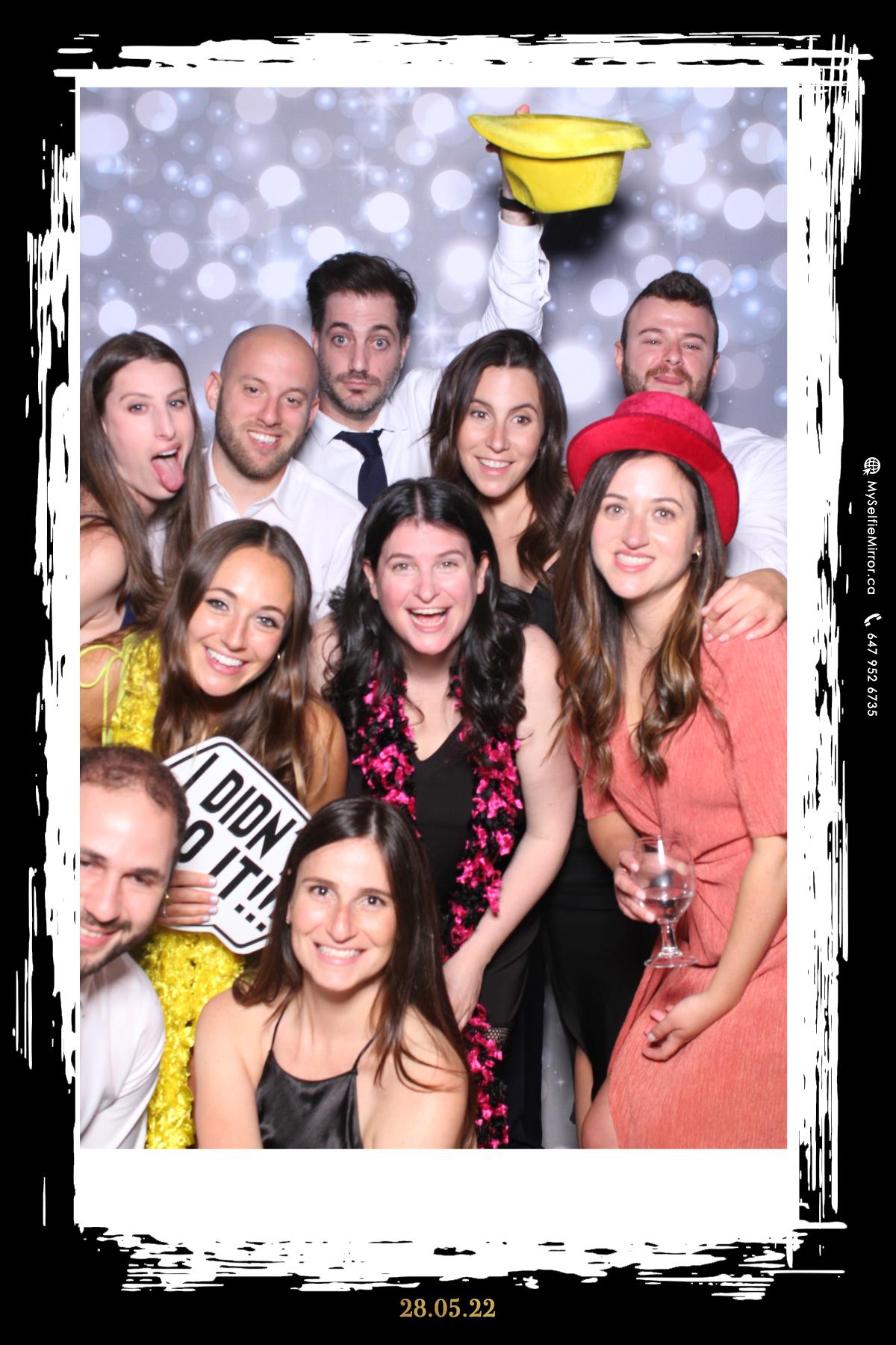 Masha & Kyle | View more photos from the event at gallery.myselfiemirror.ca/u/romanmyselfiemirrorca/Masha-Kyle