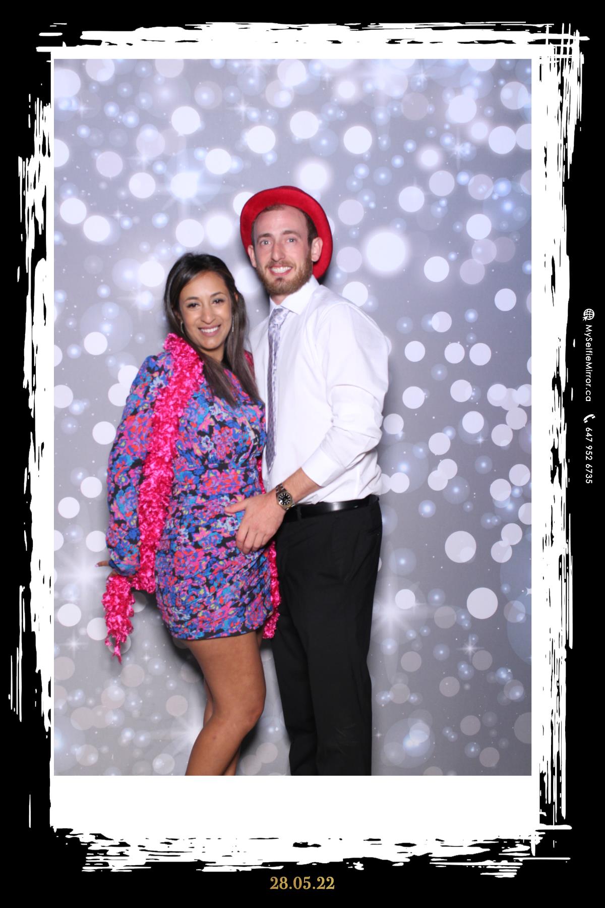 Masha & Kyle | View more photos from the event at gallery.myselfiemirror.ca/u/romanmyselfiemirrorca/Masha-Kyle