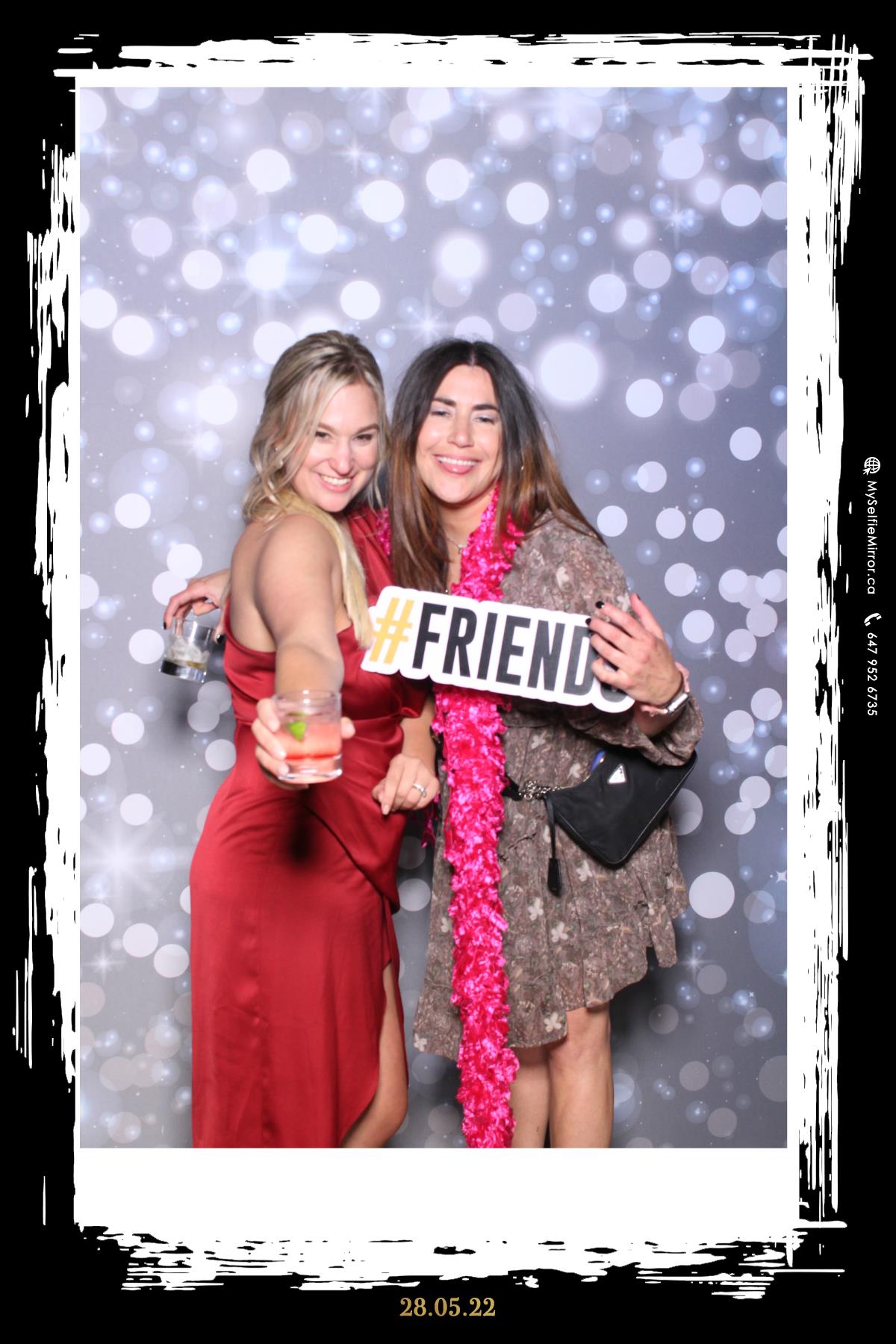 Masha & Kyle | View more photos from the event at gallery.myselfiemirror.ca/u/romanmyselfiemirrorca/Masha-Kyle