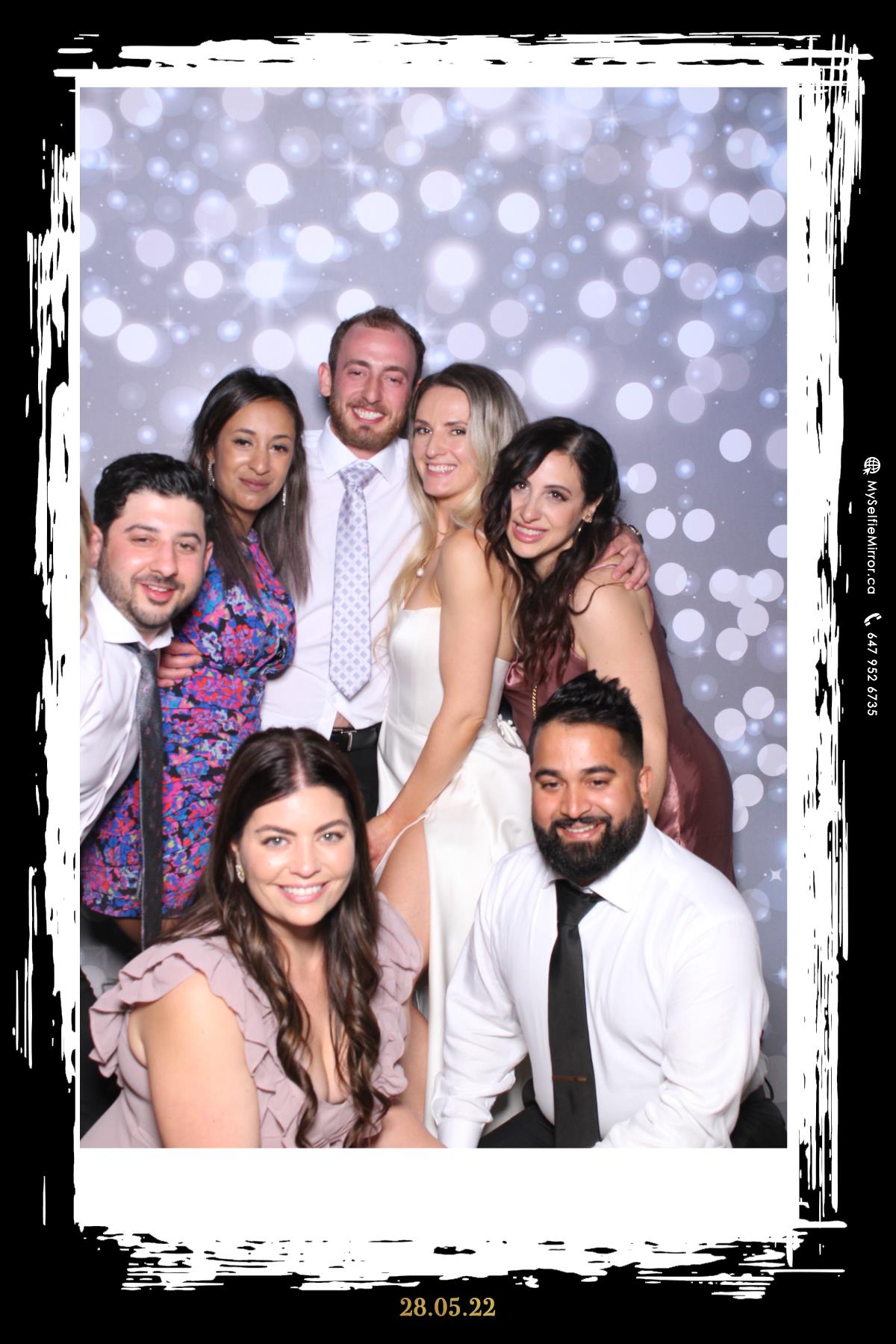 Masha & Kyle | View more photos from the event at gallery.myselfiemirror.ca/u/romanmyselfiemirrorca/Masha-Kyle