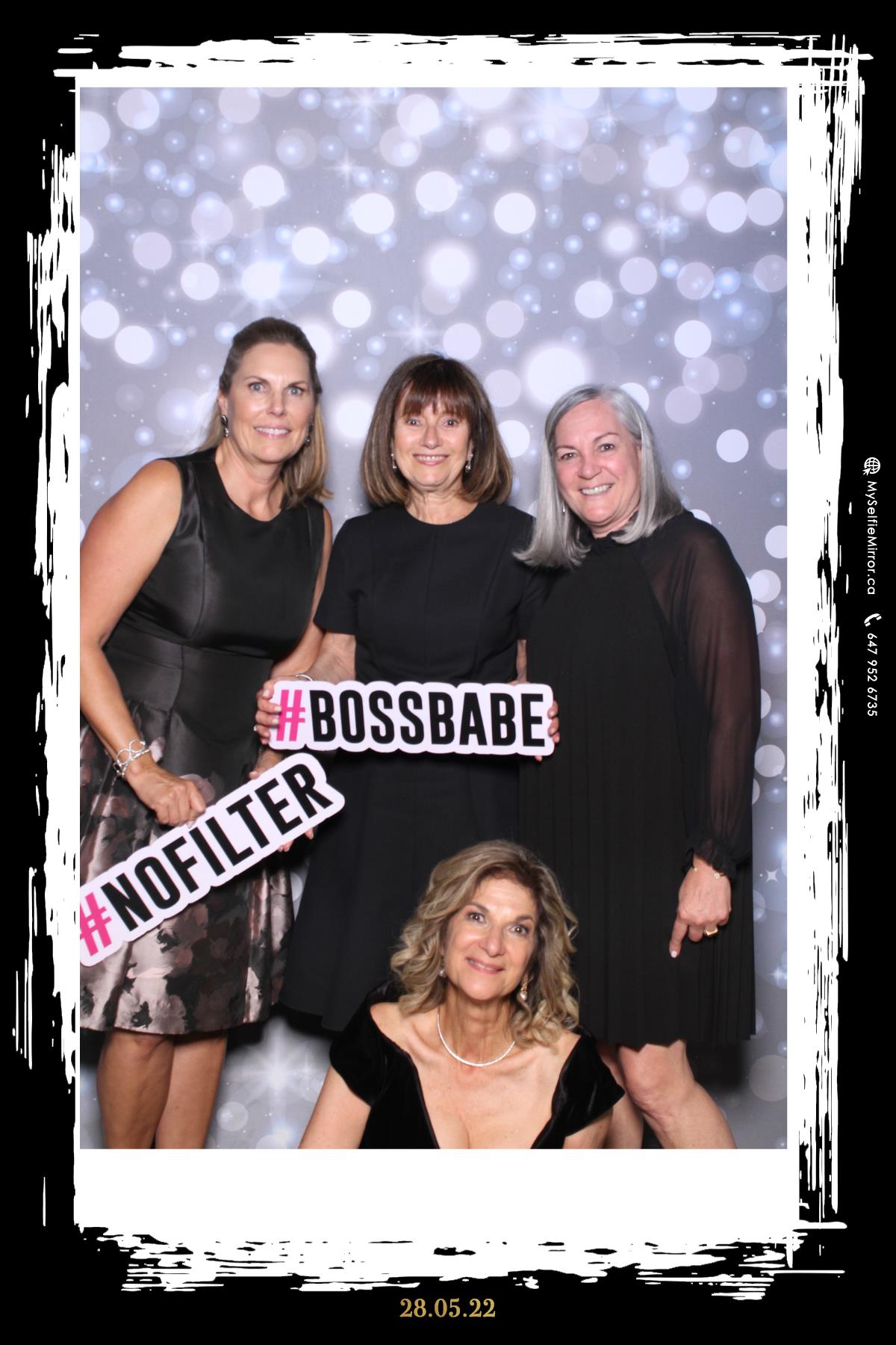 Masha & Kyle | View more photos from the event at gallery.myselfiemirror.ca/u/romanmyselfiemirrorca/Masha-Kyle