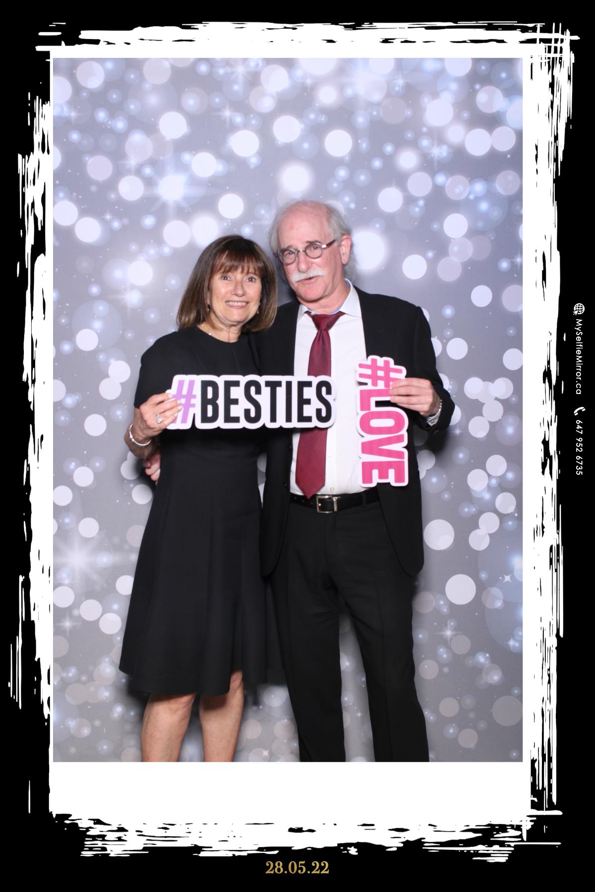 Masha & Kyle | View more photos from the event at gallery.myselfiemirror.ca/u/romanmyselfiemirrorca/Masha-Kyle