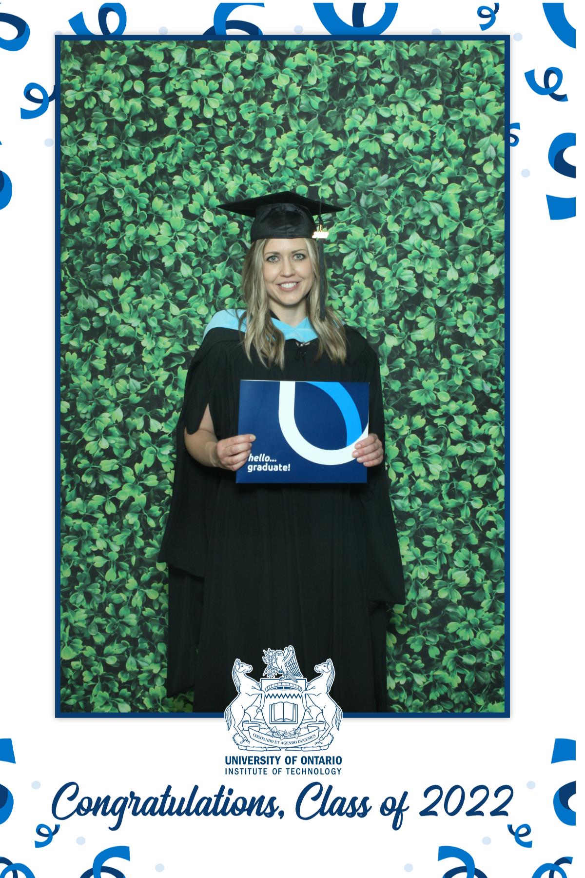 Ontario University Convocation 2022 | View more photos from the event at gallery.myselfiemirror.ca/u/romanmyselfiemirrorca/Ontario-University-Convocation-2022