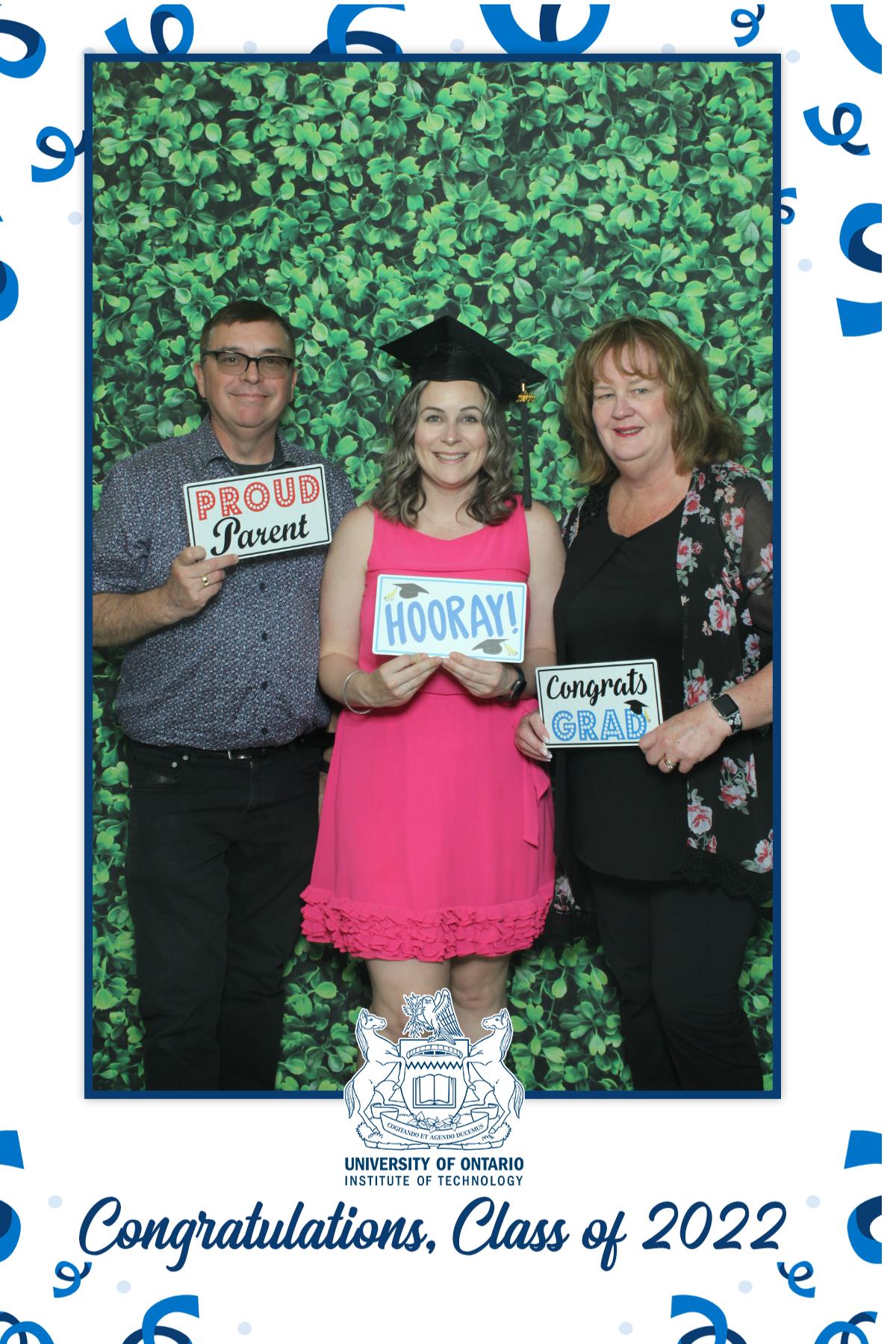 Ontario University Convocation 2022 | View more photos from the event at gallery.myselfiemirror.ca/u/romanmyselfiemirrorca/Ontario-University-Convocation-2022