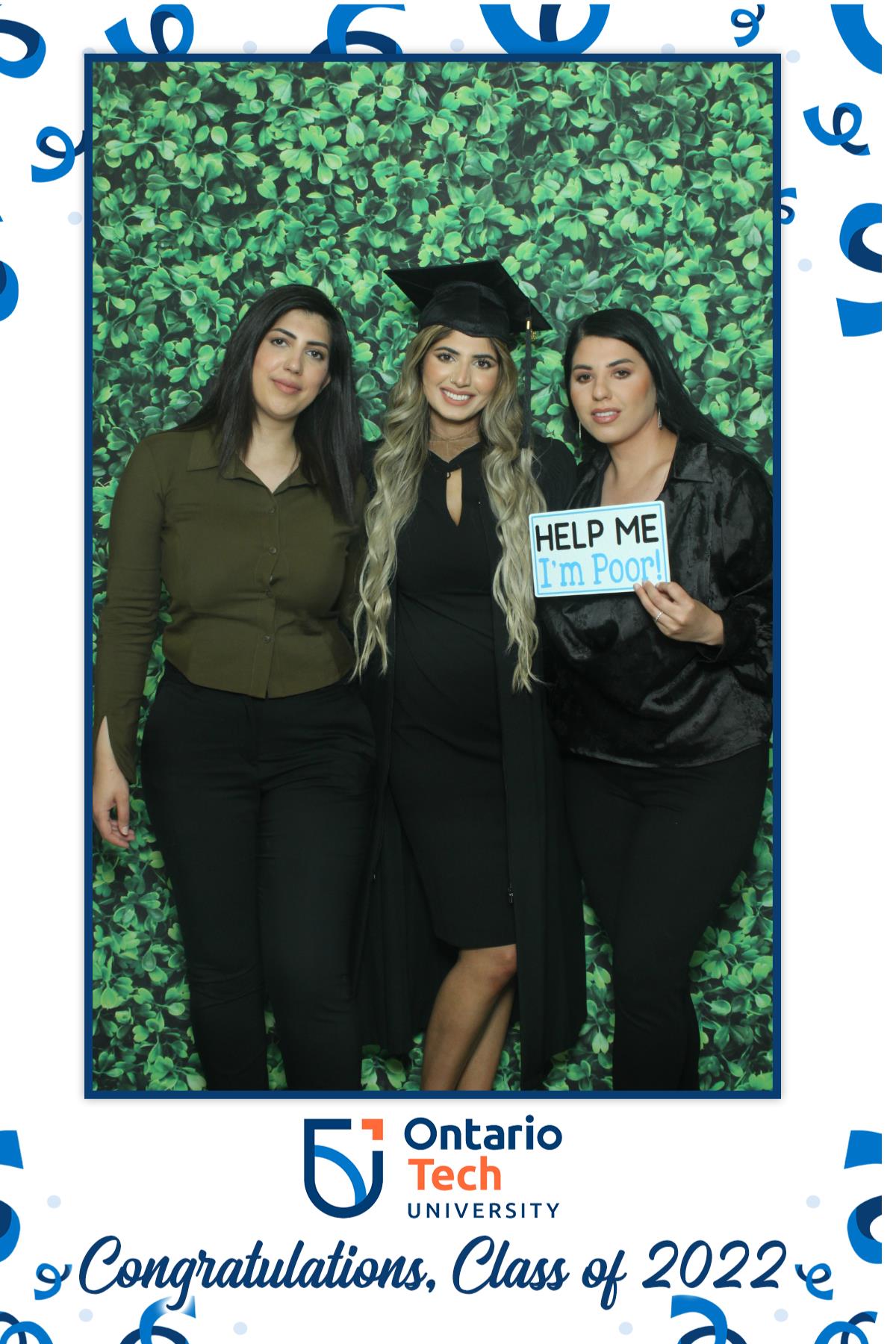 Ontario University Convocation 2022 | View more photos from the event at gallery.myselfiemirror.ca/u/romanmyselfiemirrorca/Ontario-University-Convocation-2022